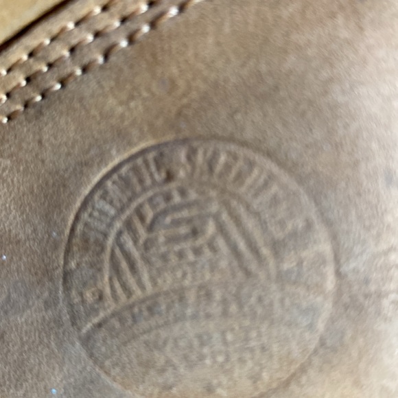 Skechers Relaxed Fit hiking boots lightly worn size 8.5 Tread shows no wear - Picture 4 of 9